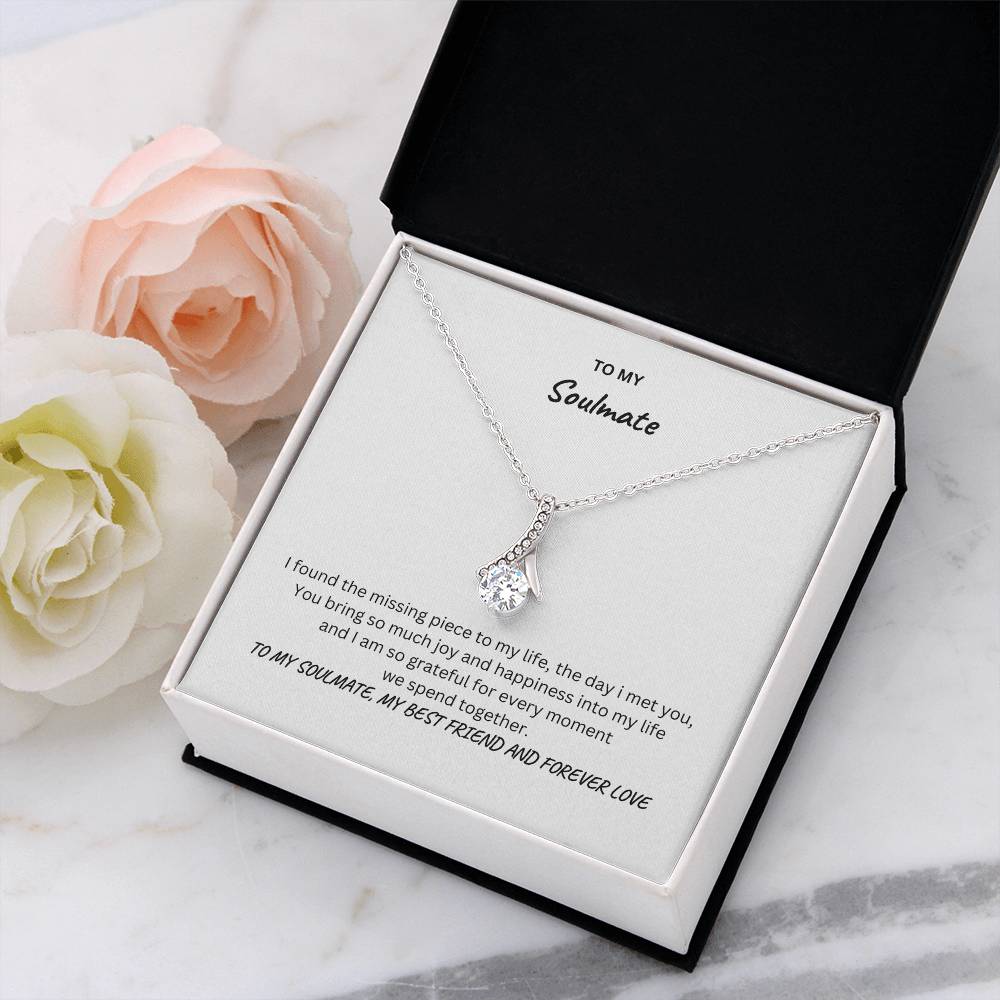 Soulmate | Alluring beauty necklace